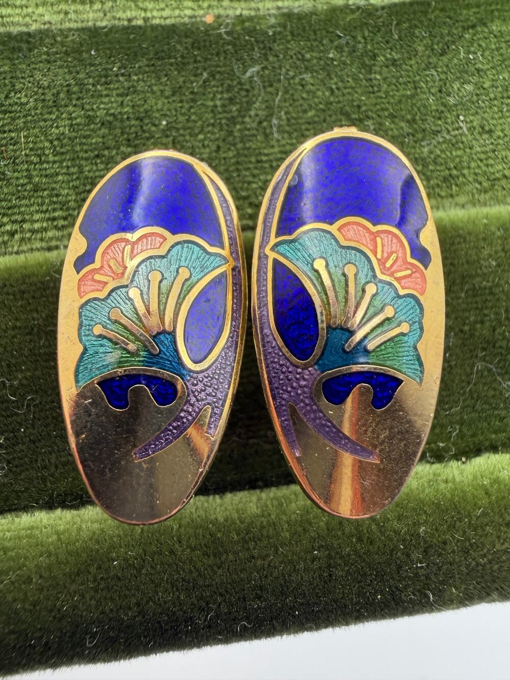 vintage oval cloisonné enamel earrings featuring a blue background